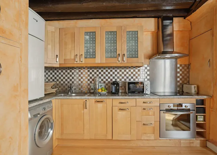 Bnbnova - Pompidou & Le Marais Париж